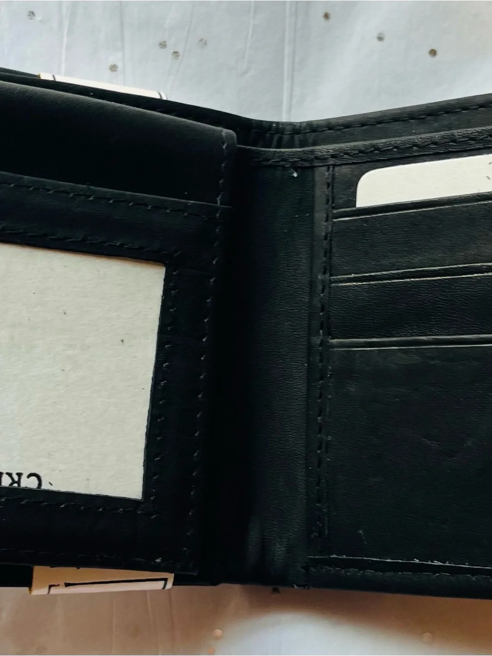 Bi-Fold Genuine Leather Compact Pass Case - Black
